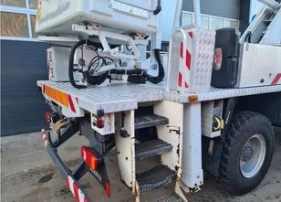RENAULT Kerax 270 4x4 Emelőkosaras 18m Comilev 180tp bucket truck for sale image 6 RENAULT Kerax 270 4x4 Emelőkosaras 18m Comilev 180tp bucket truck image 6
