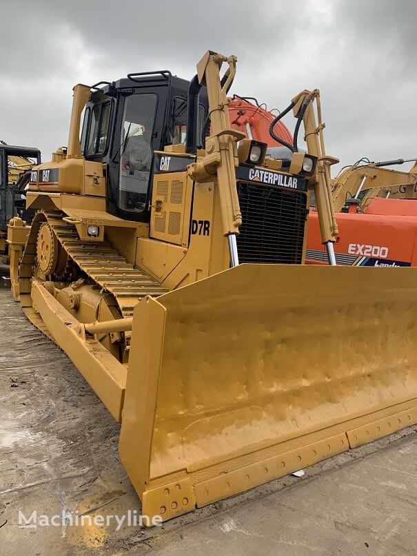 Caterpillar D7R bulldozer