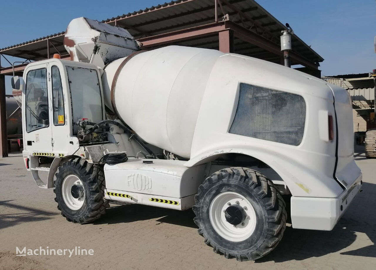 Fiori DB X35 concrete mixer truck