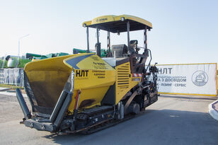 BOMAG BF 300 C crawler asphalt paver