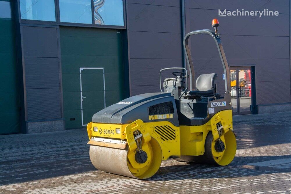 BOMAG BW120AD-4 road roller