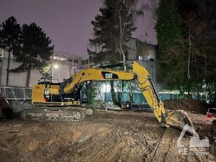 CATERPILLAR 320 E tracked excavator