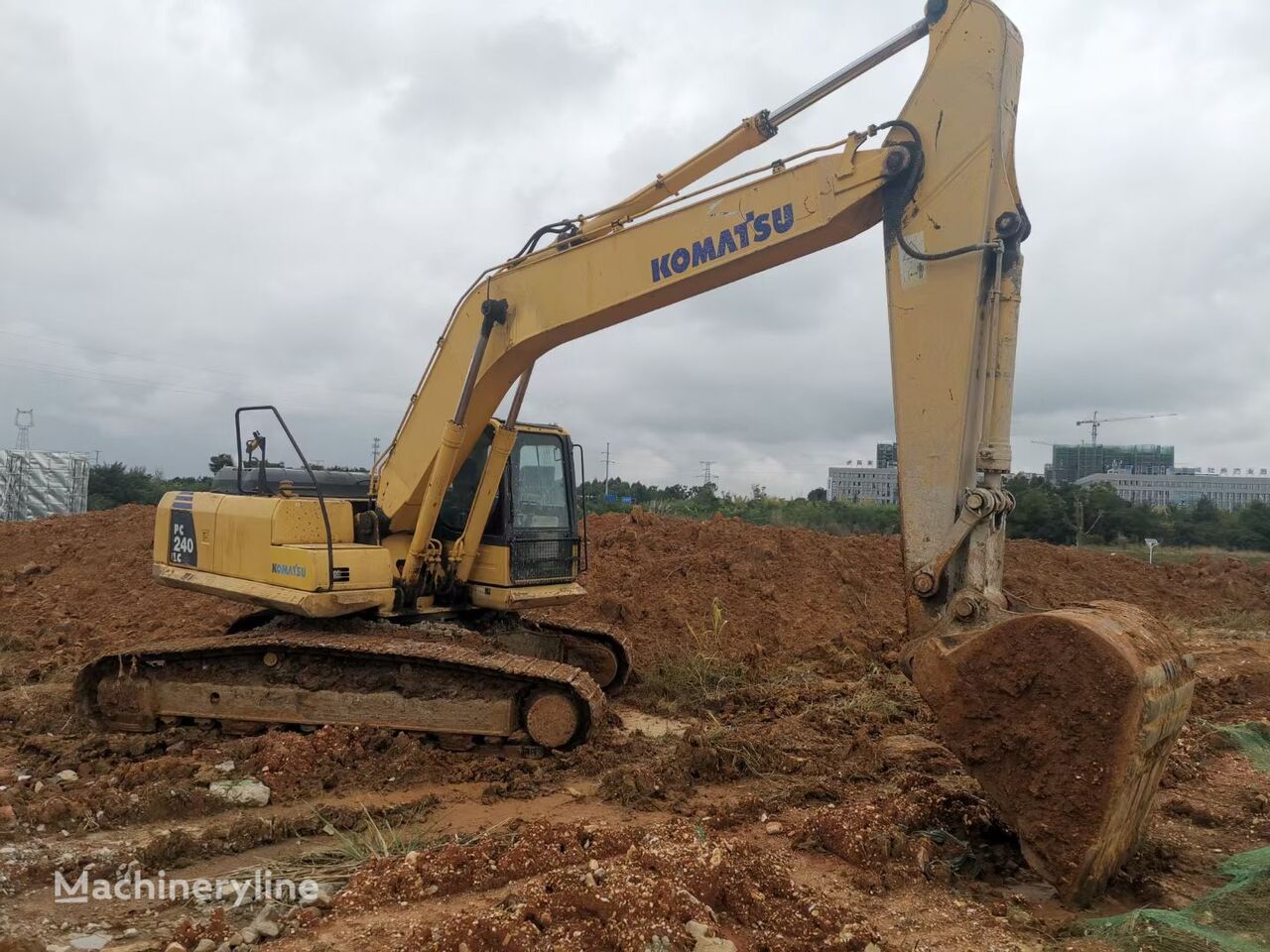 Komatsu  PC240LC-8 tracked excavator