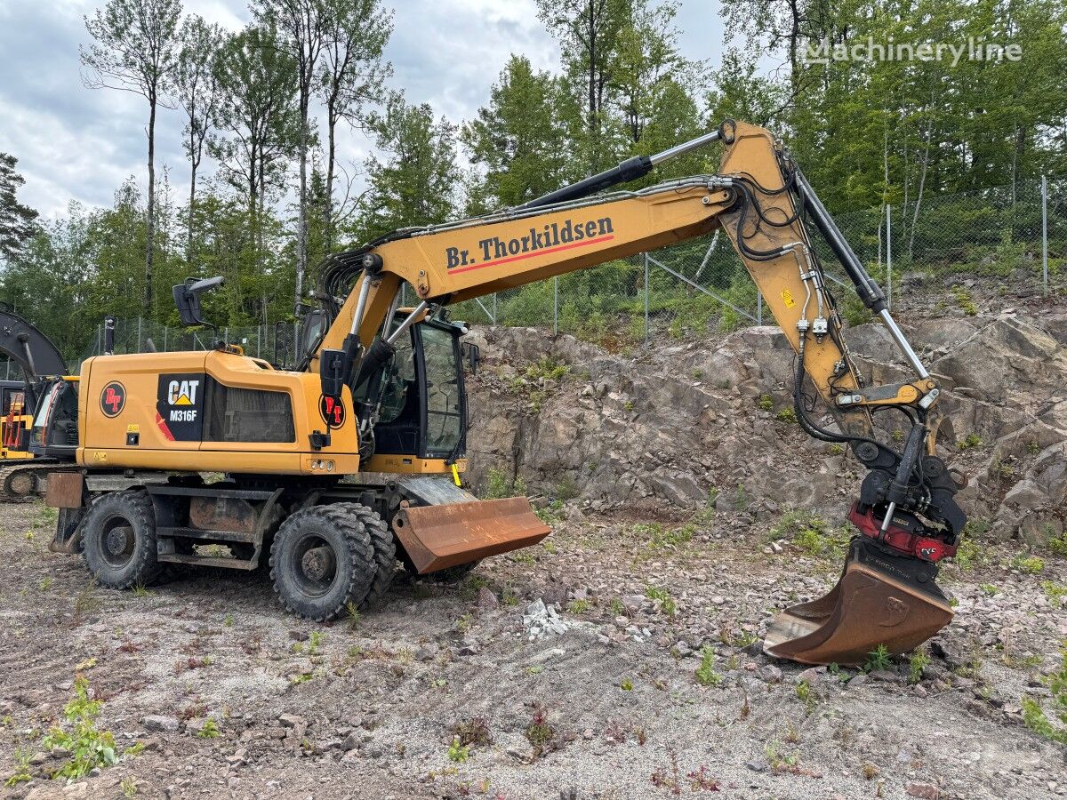 Caterpillar M316F - rototilt - sentralsmøring - LED - labber wheel excavator