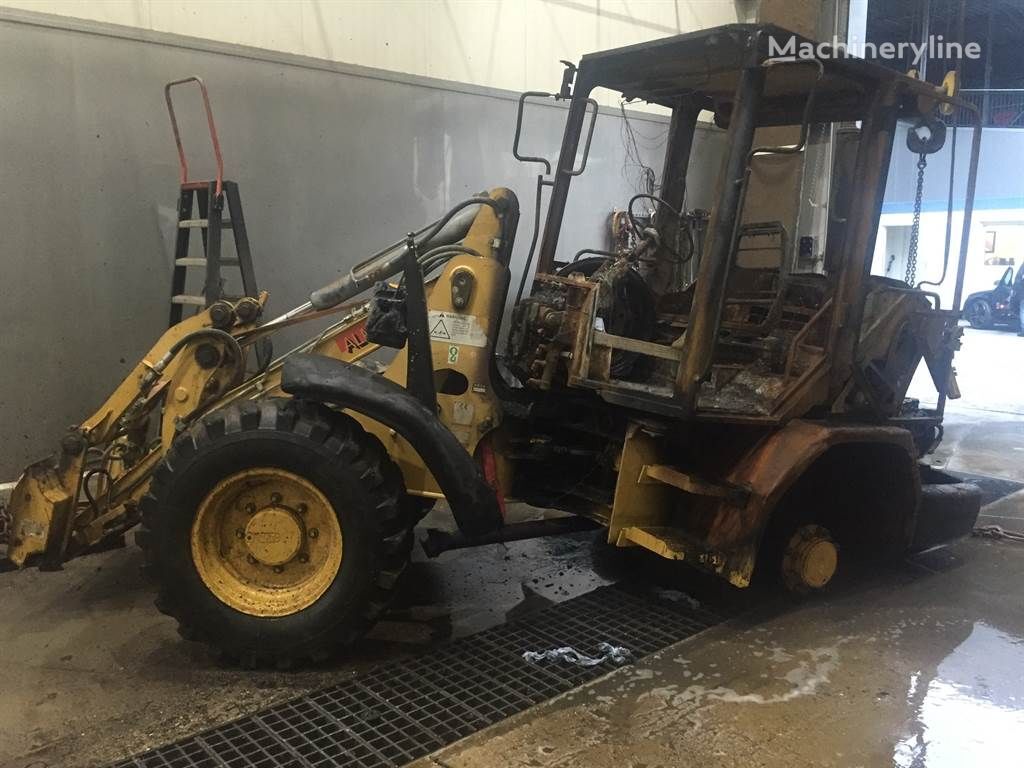CAT 906 (For parts) wheel loader for parts