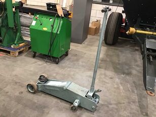 Krik JHT 750/8T car jack