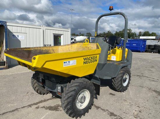 Neuson 3001 mini dumper